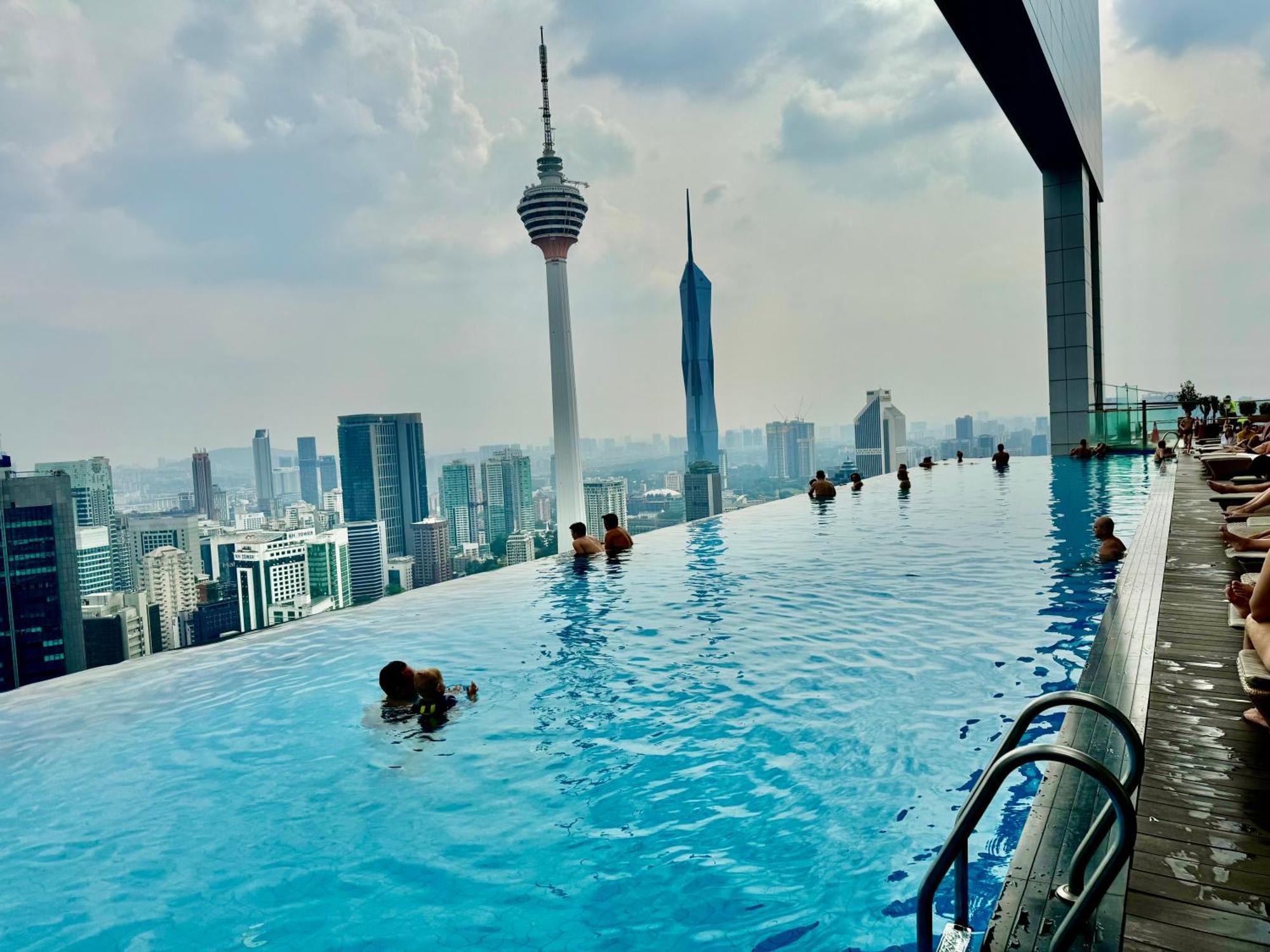Platinum By Luxury Suites Kuala Lumpur Luaran gambar